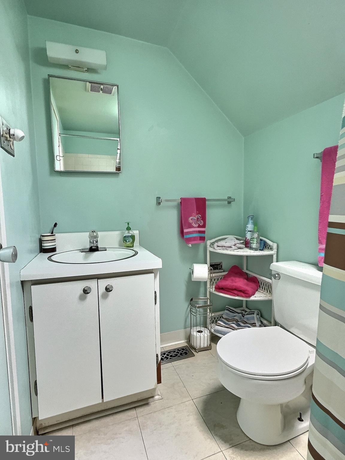 FORT WASHINGTON ESTATES - Residential