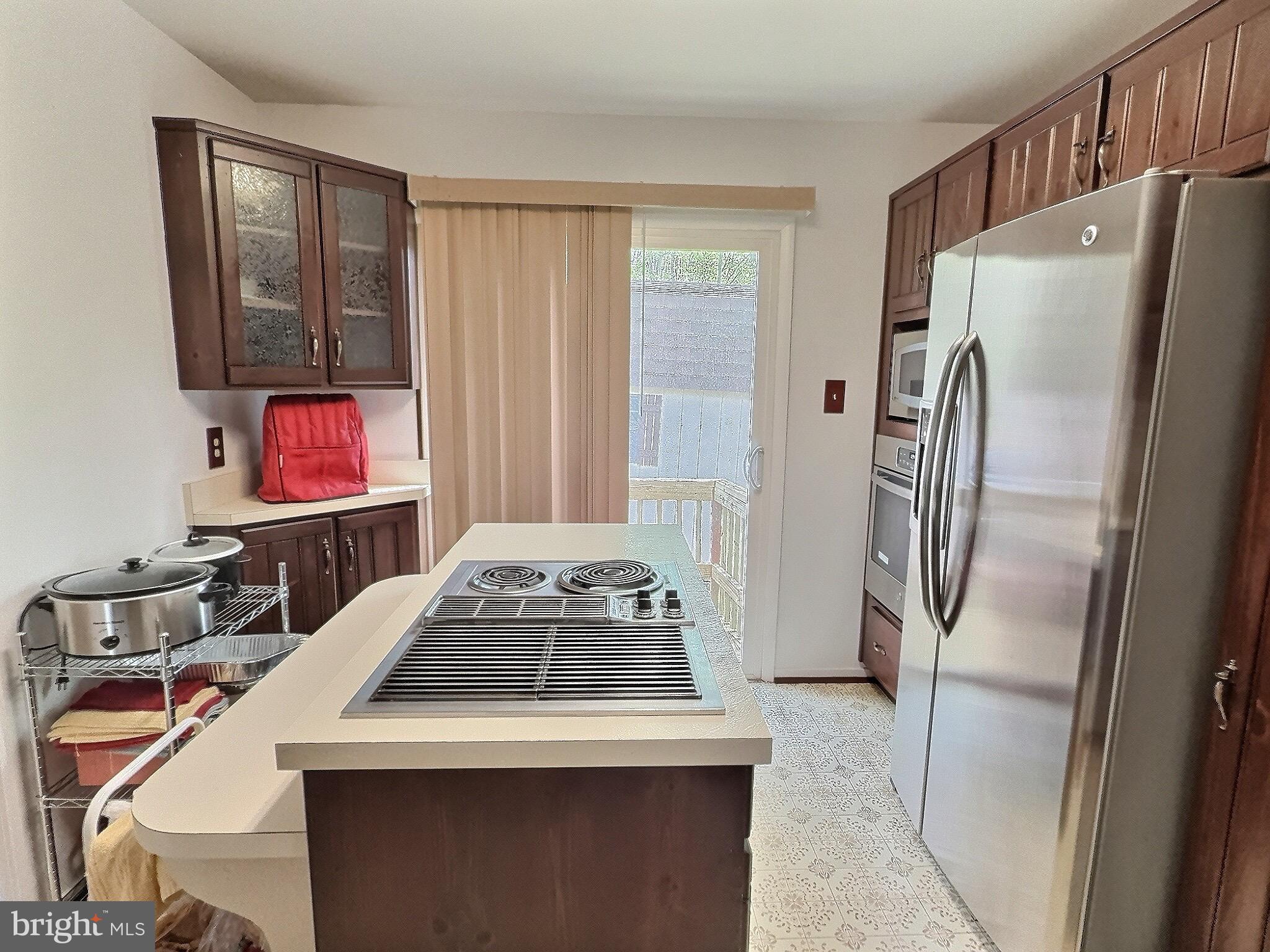 FORT WASHINGTON ESTATES - Residential