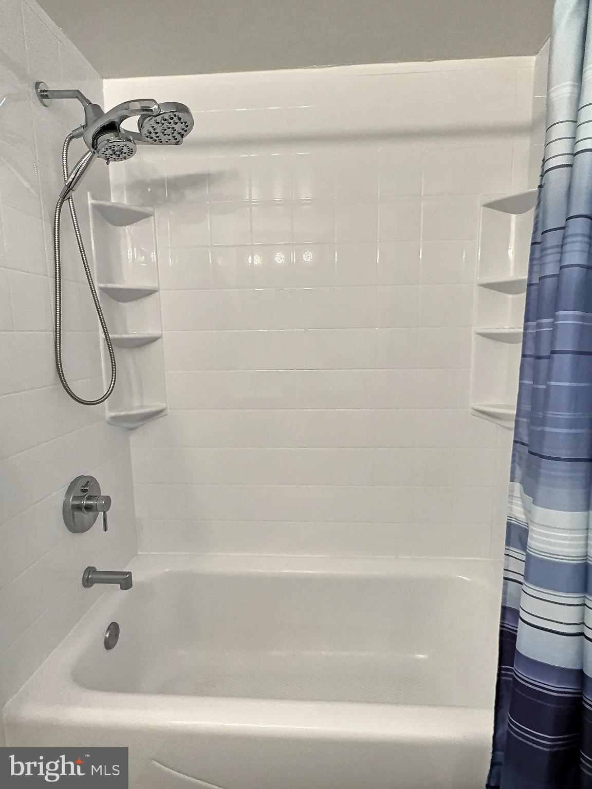 FORT WASHINGTON ESTATES - Residential