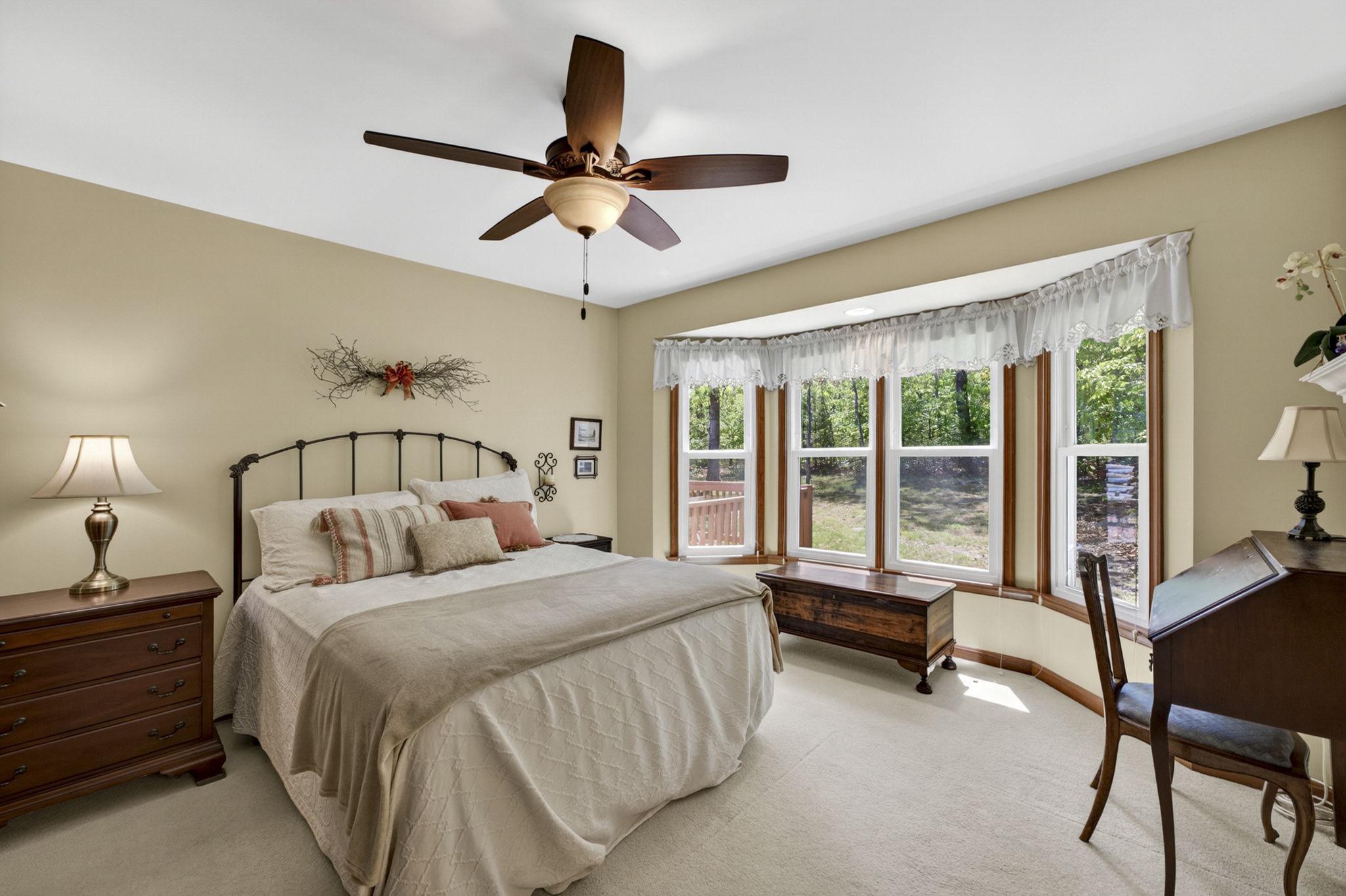 LAKE OF THE WOODS - Residential