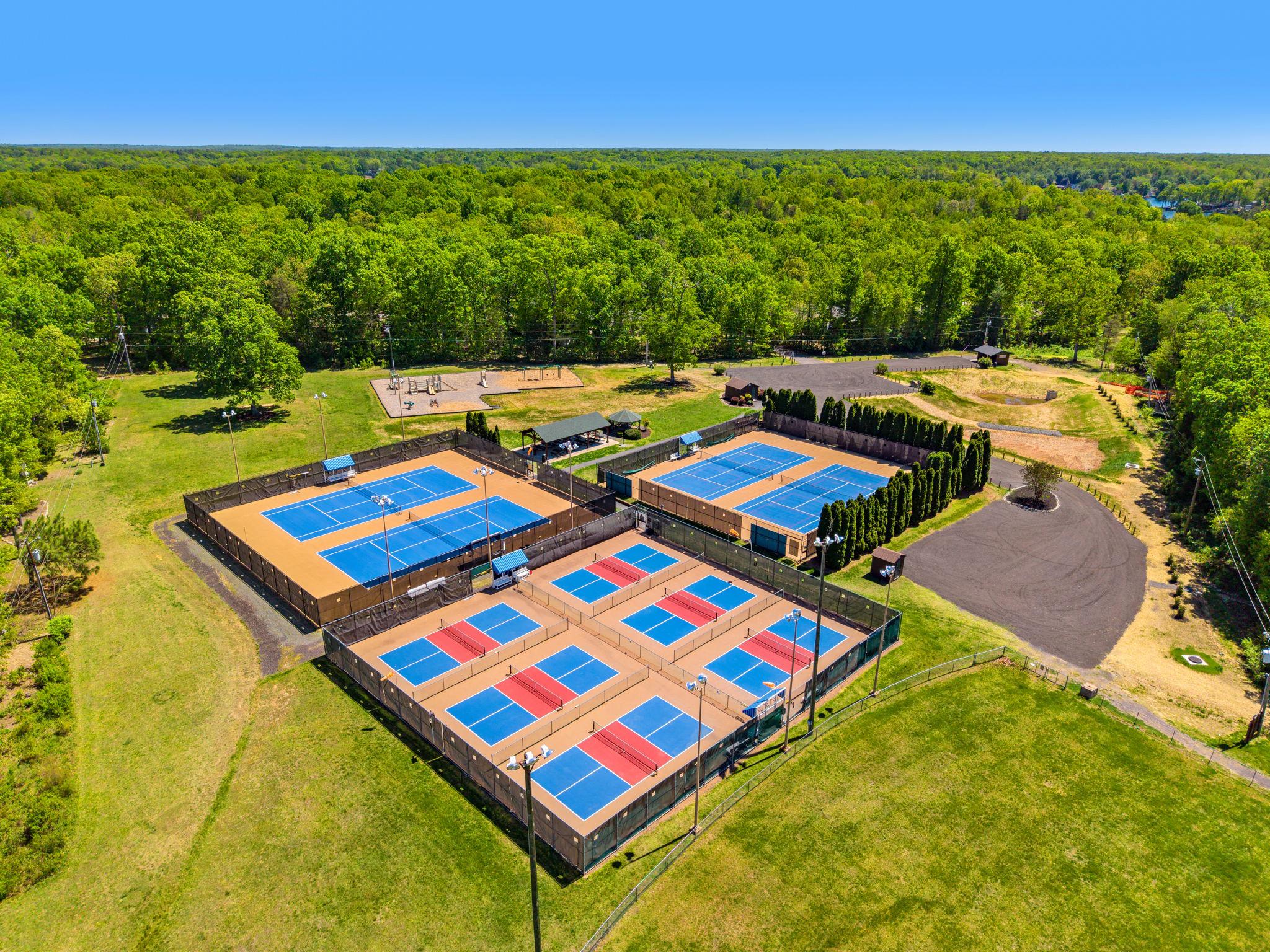 LAKE OF THE WOODS - Residential