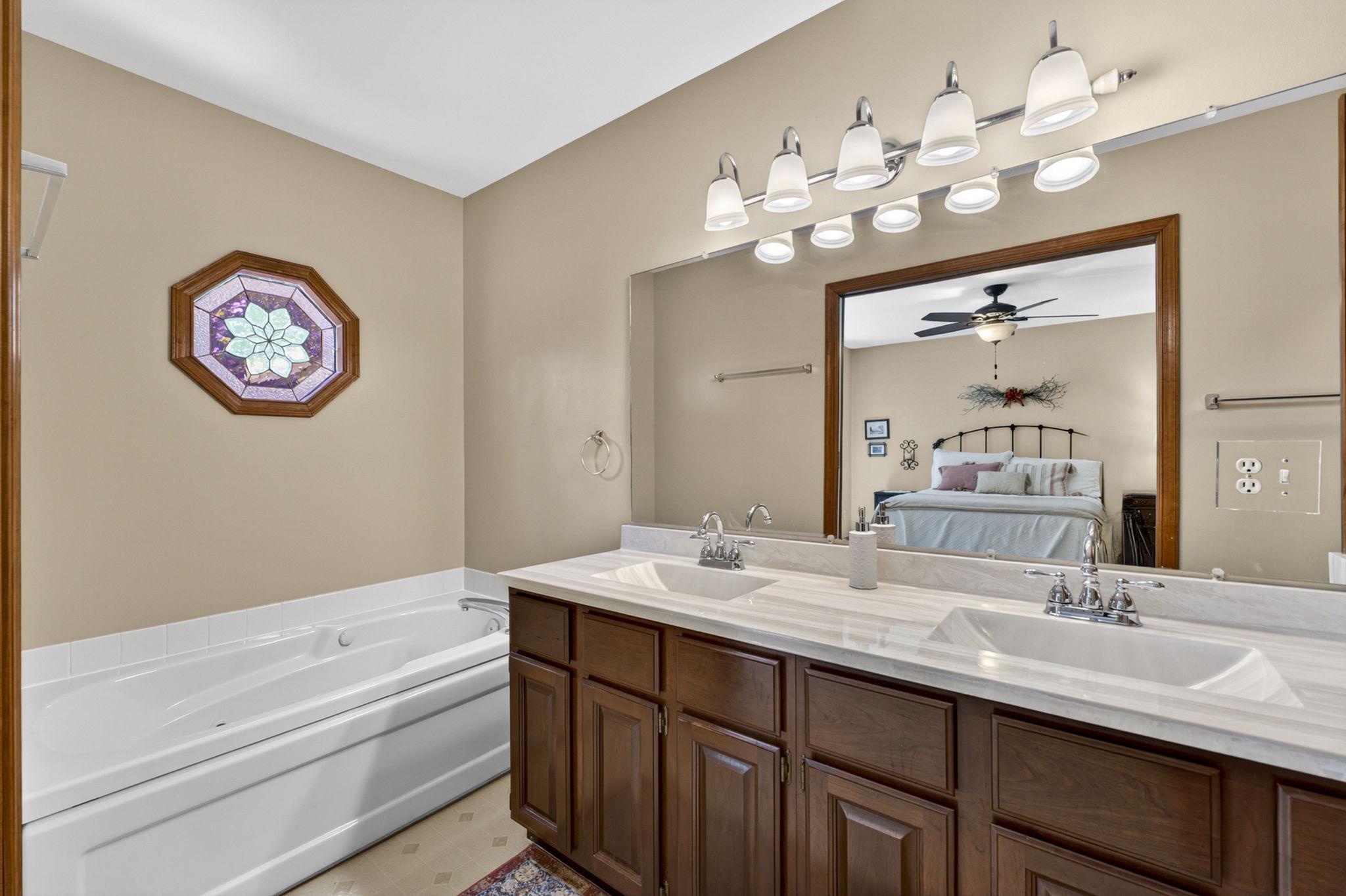 LAKE OF THE WOODS - Residential