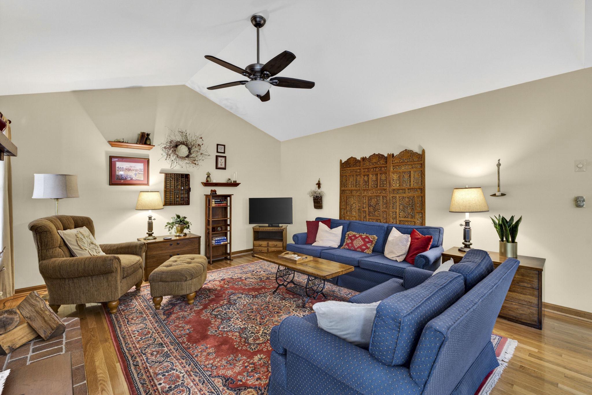 LAKE OF THE WOODS - Residential