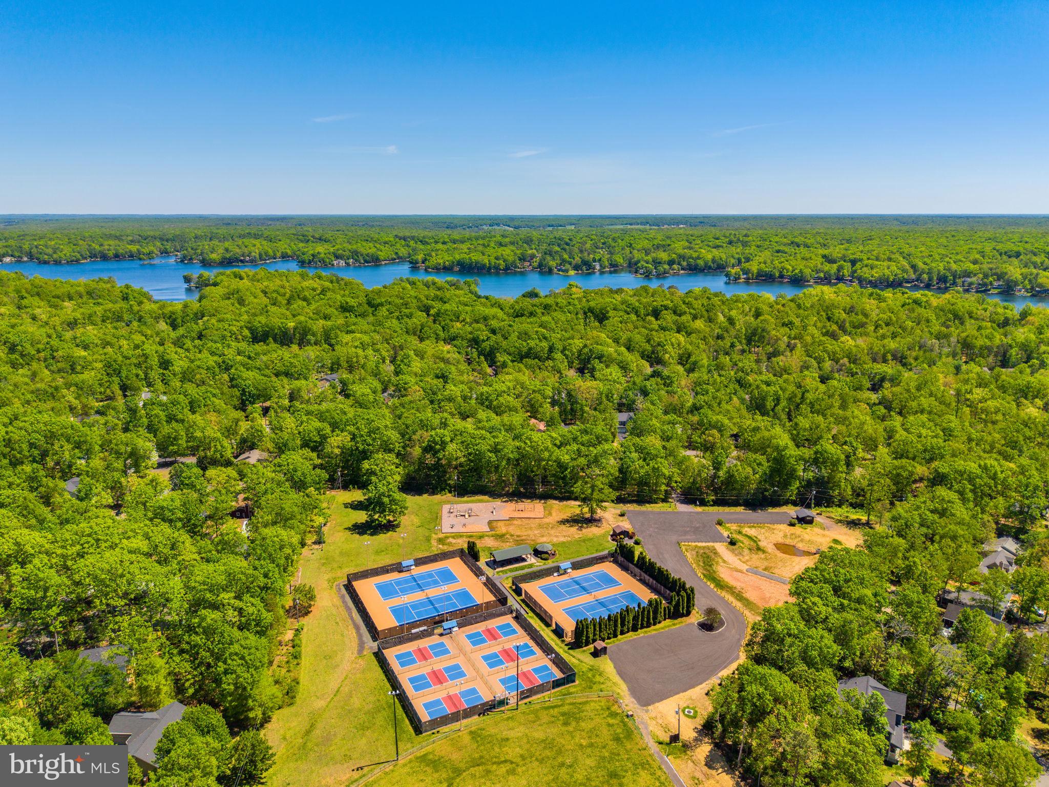 LAKE OF THE WOODS - Residential