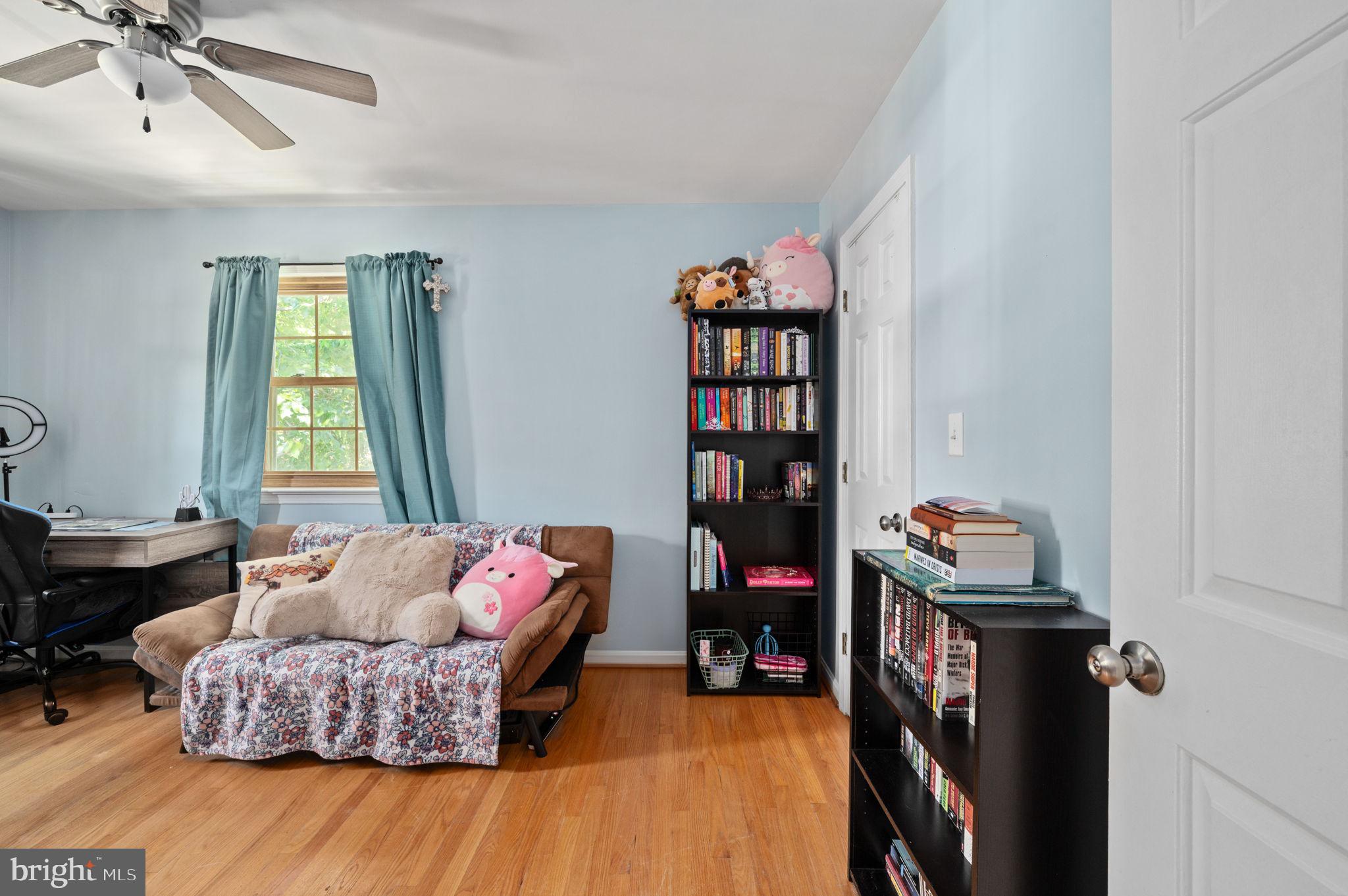 SPRING VALLEY - Residential