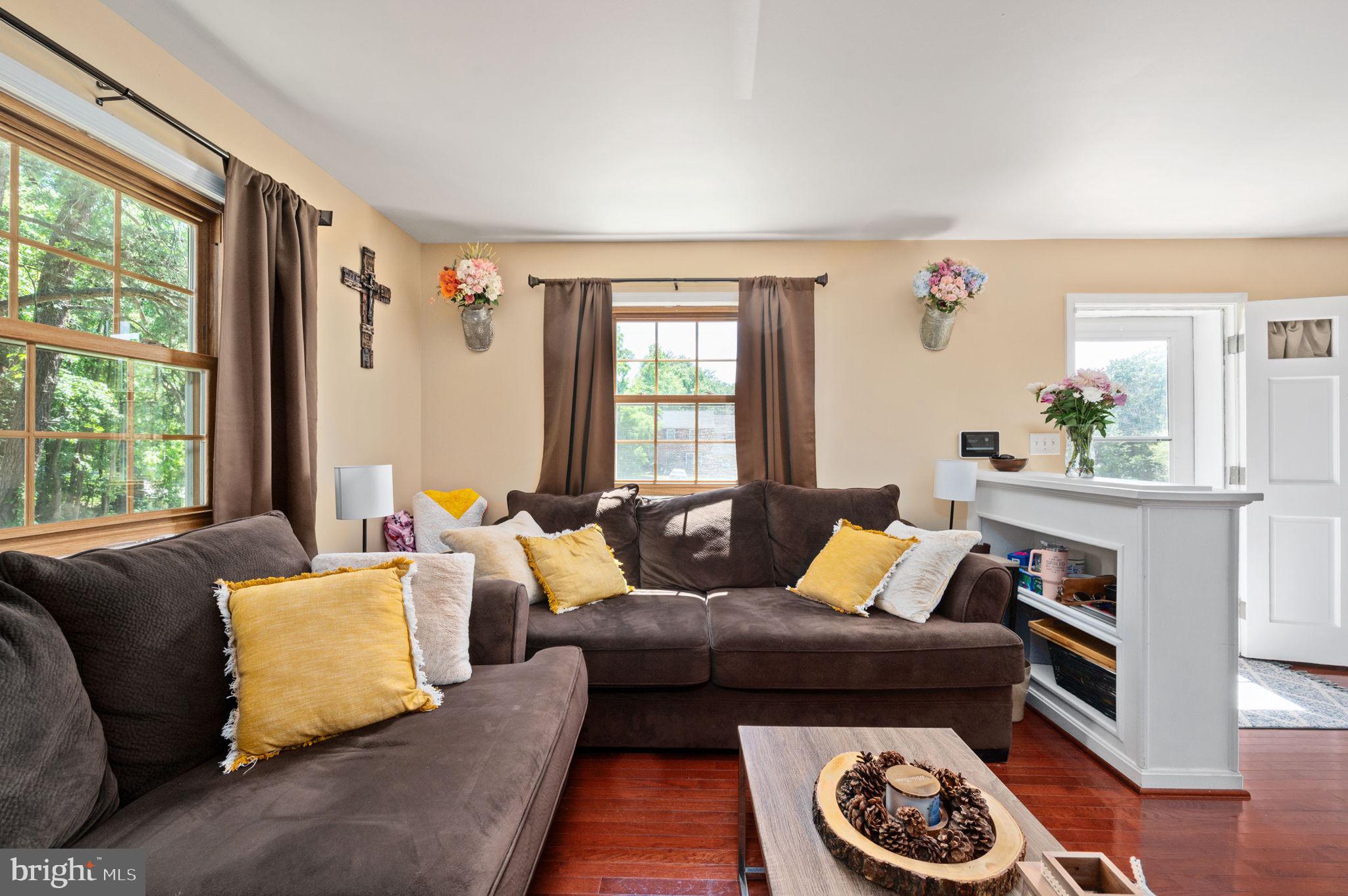 SPRING VALLEY - Residential