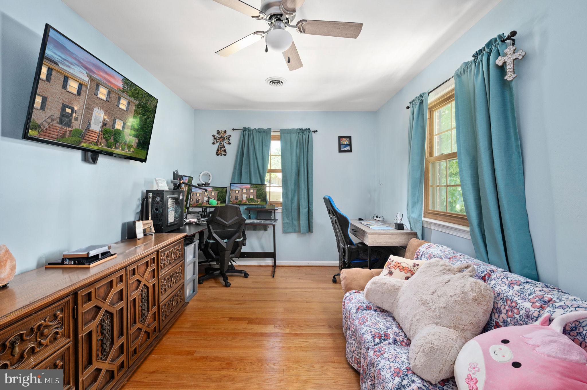 SPRING VALLEY - Residential