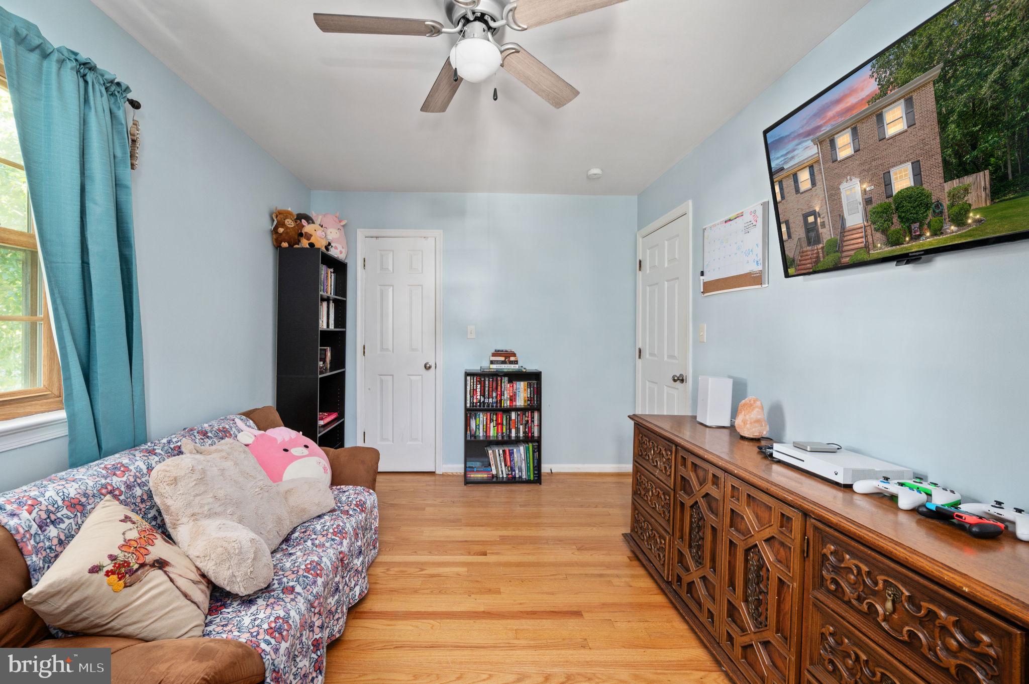 SPRING VALLEY - Residential