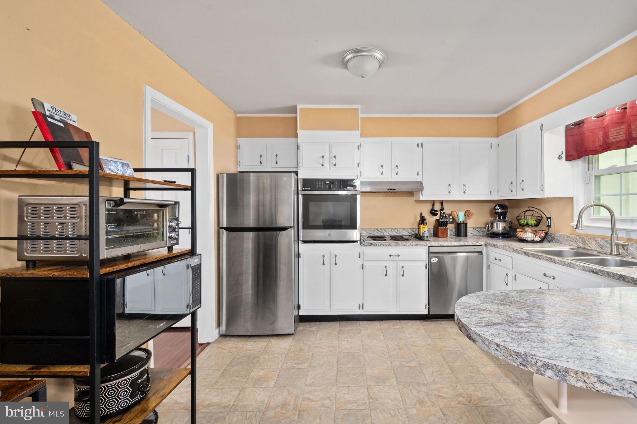 SPRING VALLEY - Residential