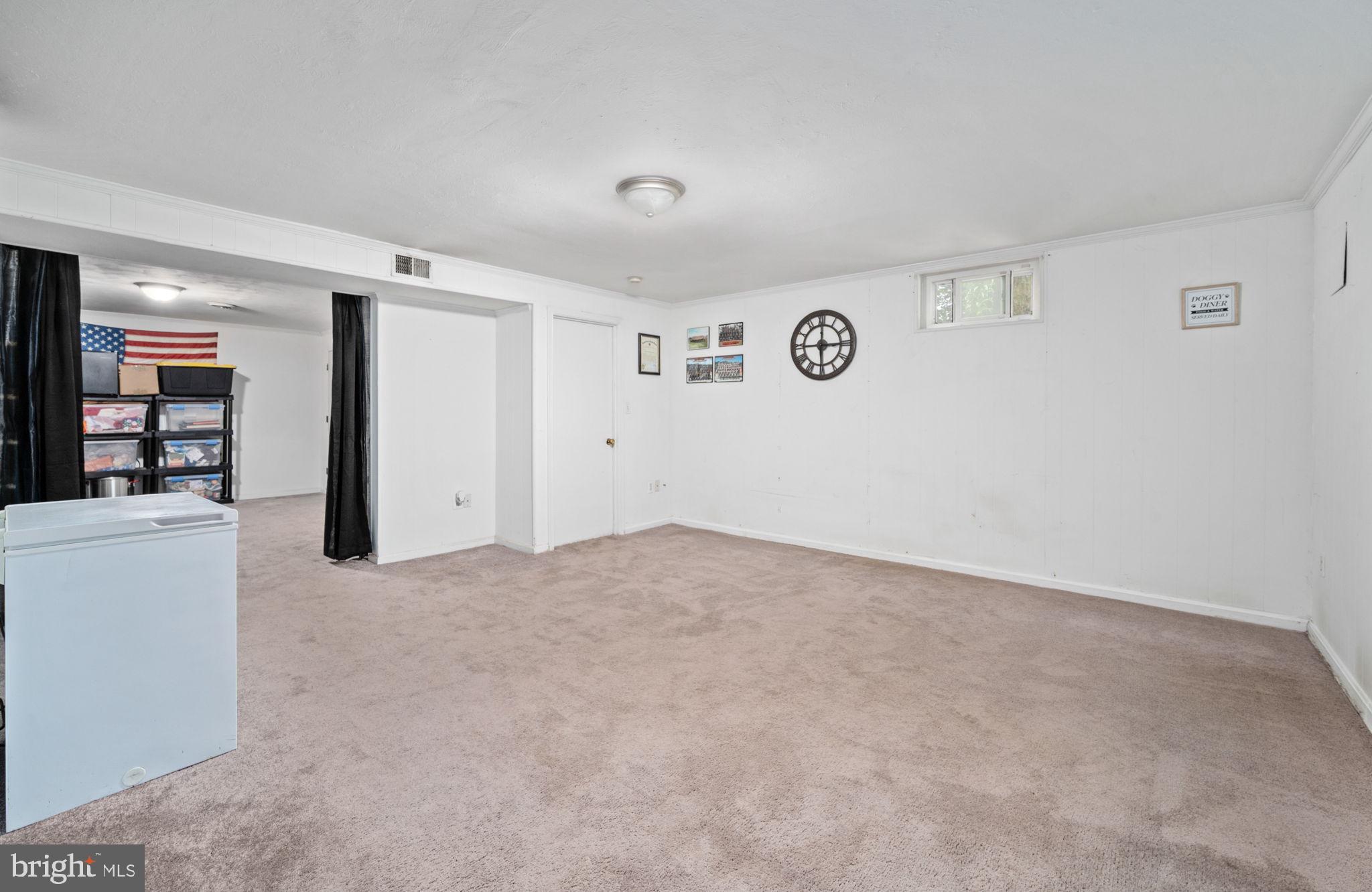 SPRING VALLEY - Residential