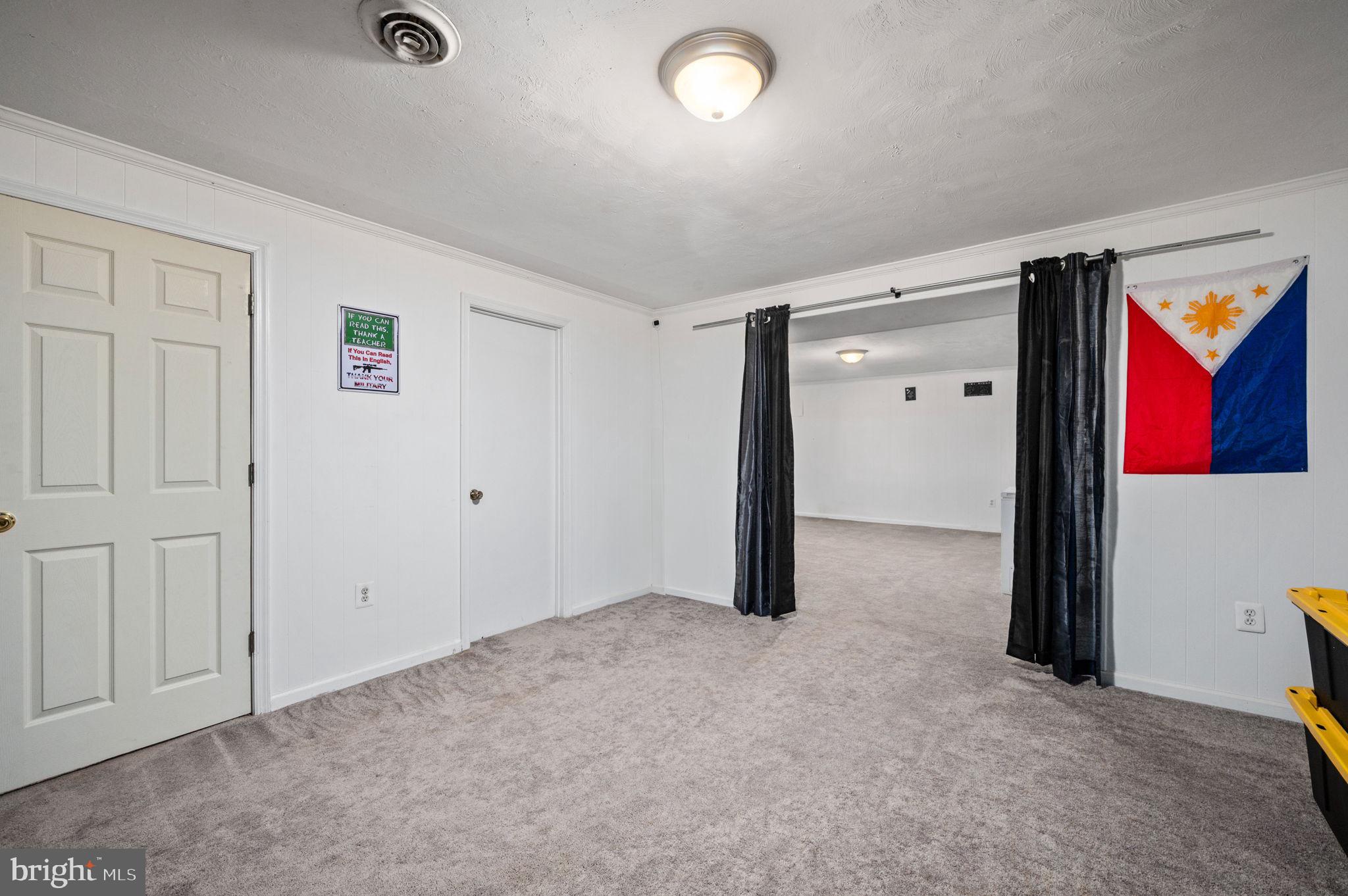 SPRING VALLEY - Residential