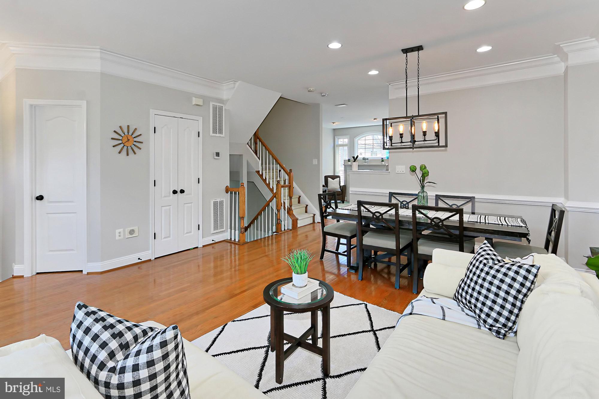 STONE CREEK CROSSING - Residential