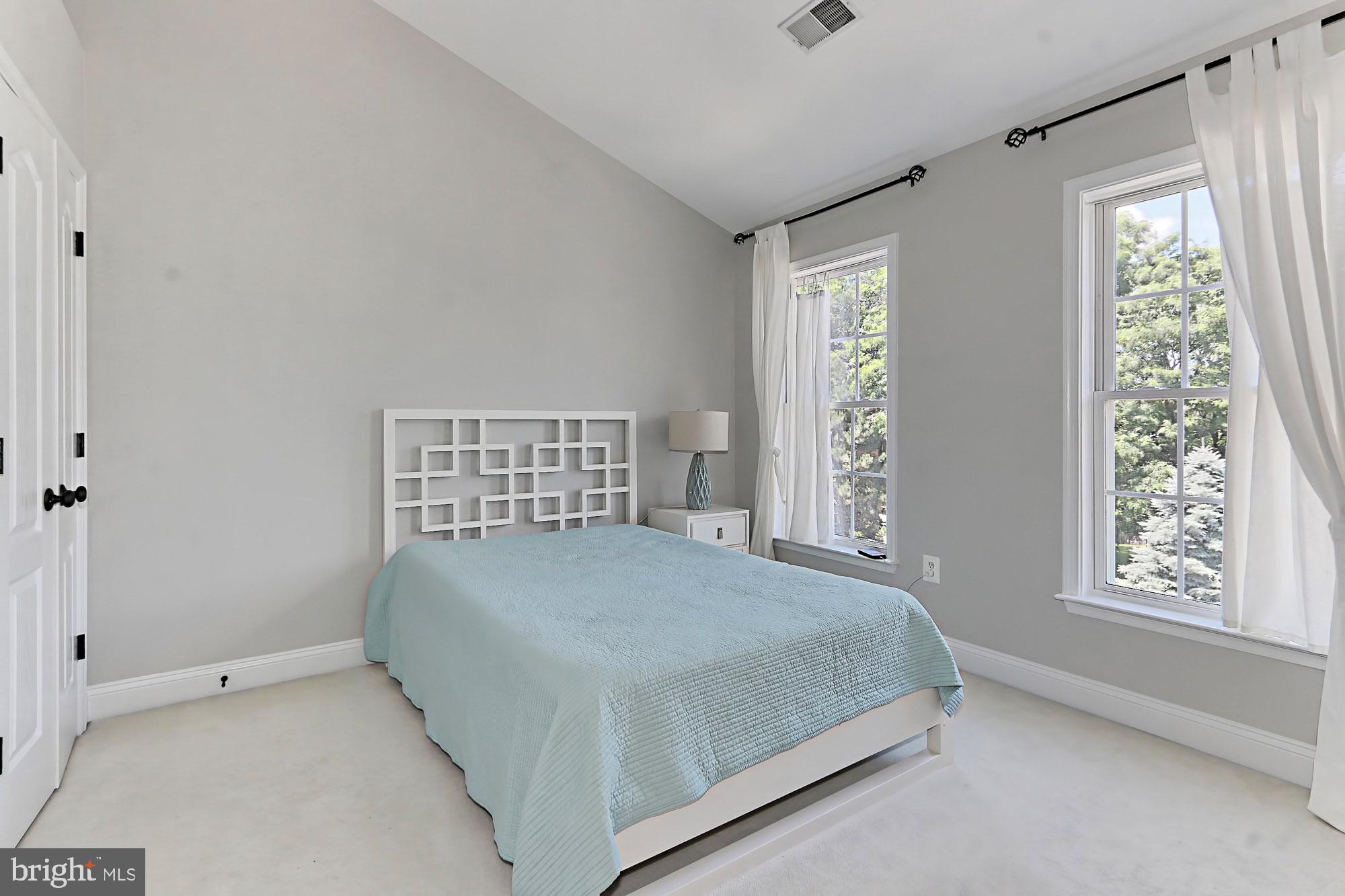 STONE CREEK CROSSING - Residential