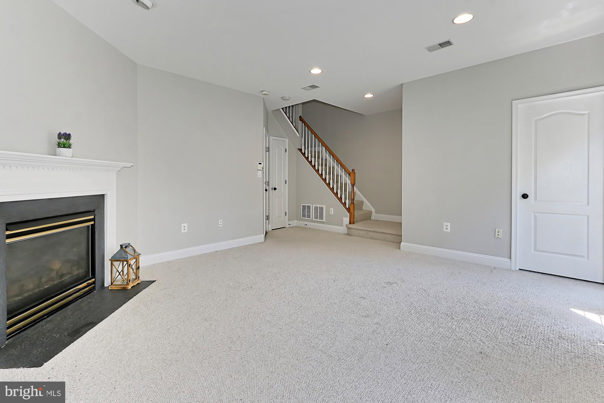 STONE CREEK CROSSING - Residential