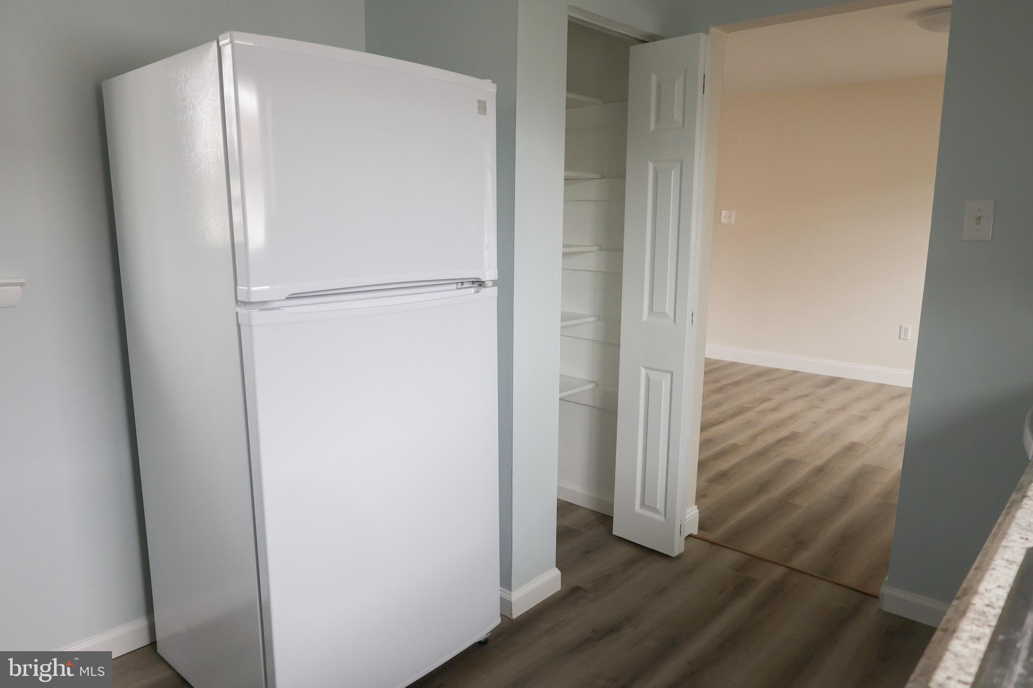 PINEWOOD MEADOWS - Residential Lease