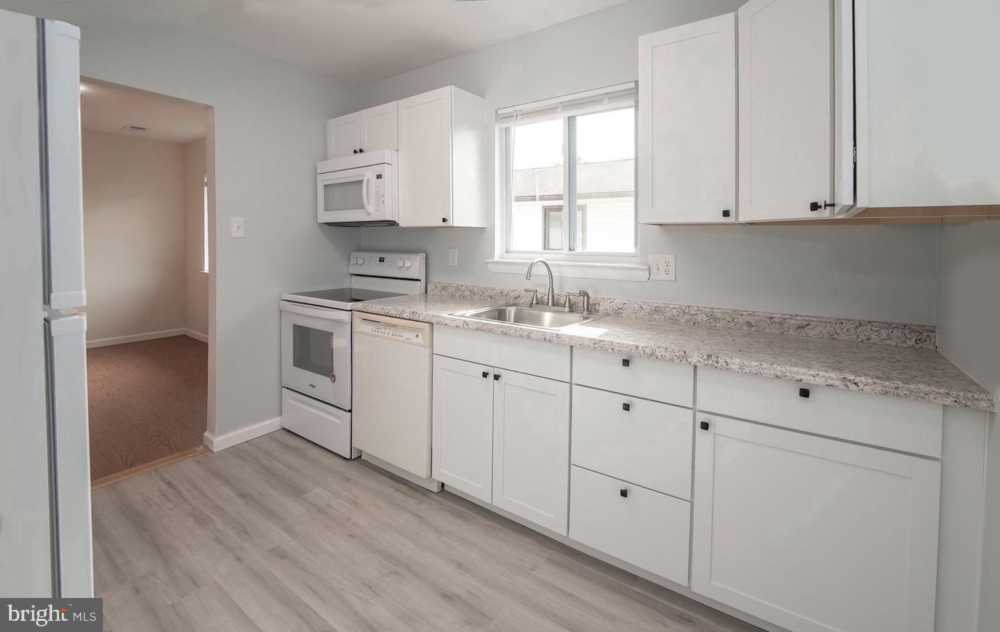 PINEWOOD MEADOWS - Residential Lease