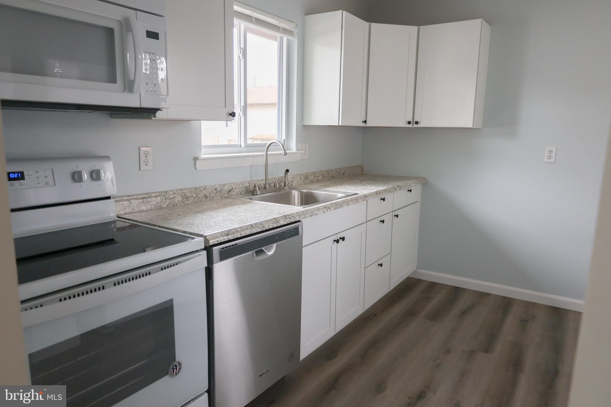 PINEWOOD MEADOWS - Residential Lease