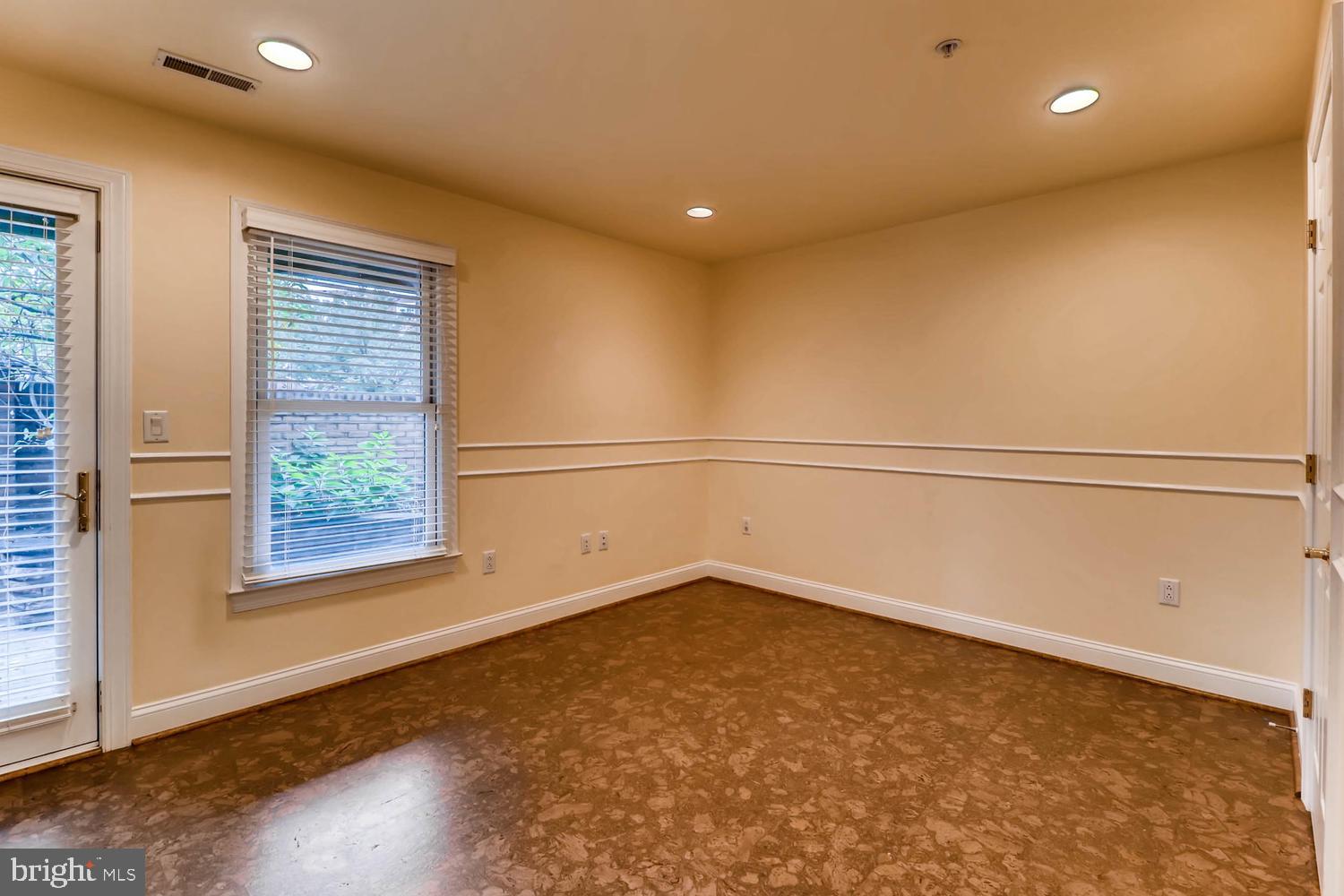 HARBORVIEW - Residential Lease