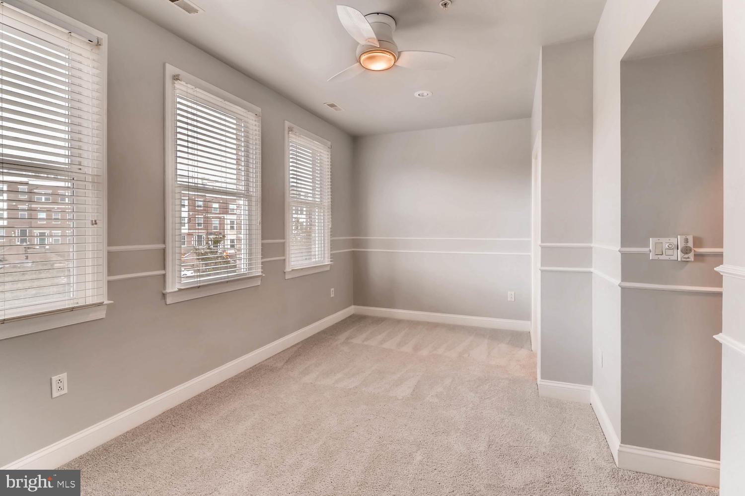 HARBORVIEW - Residential Lease