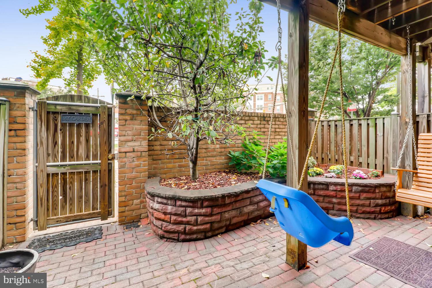 HARBORVIEW - Residential Lease