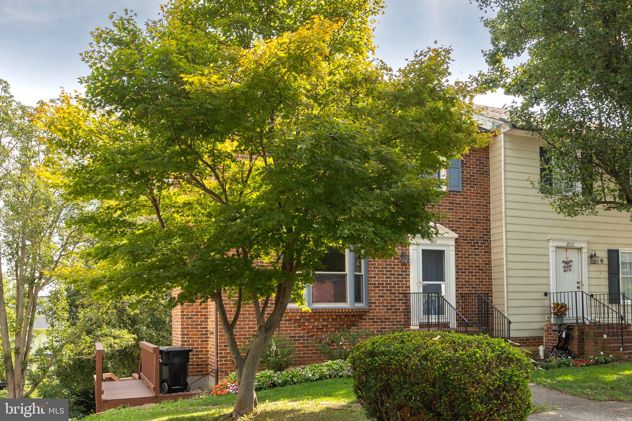 802 APPLESEED COURT