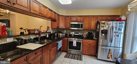 Photo of SPRINGFIELD, VA 22150 (MLS # VAFX2347500)