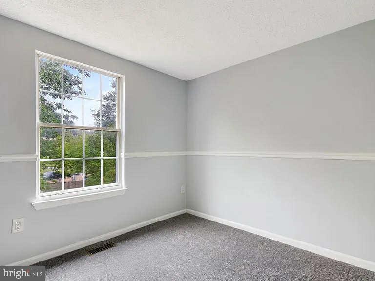 DEERFIELD - Residential Lease