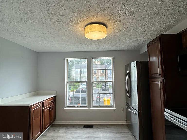 DEERFIELD - Residential Lease