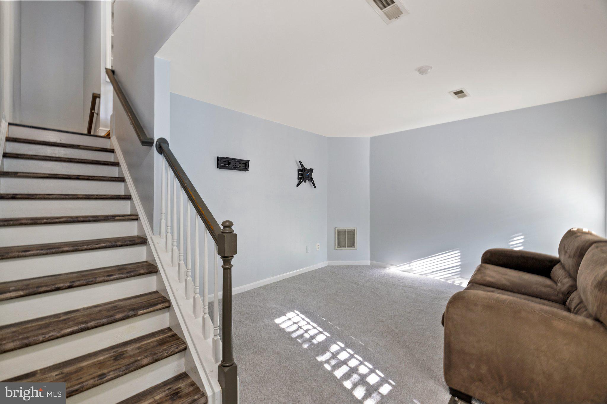 BARR HILL AT INVERNESS - Residential