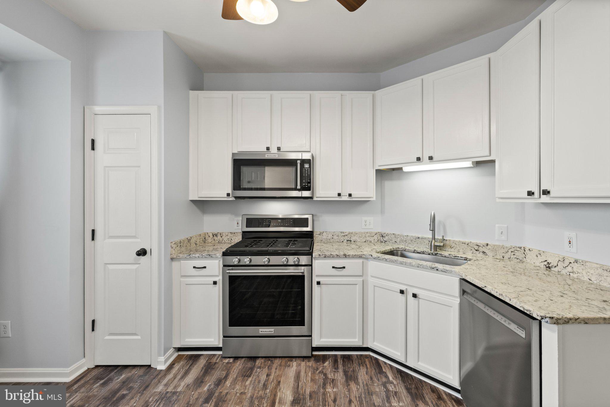 BARR HILL AT INVERNESS - Residential