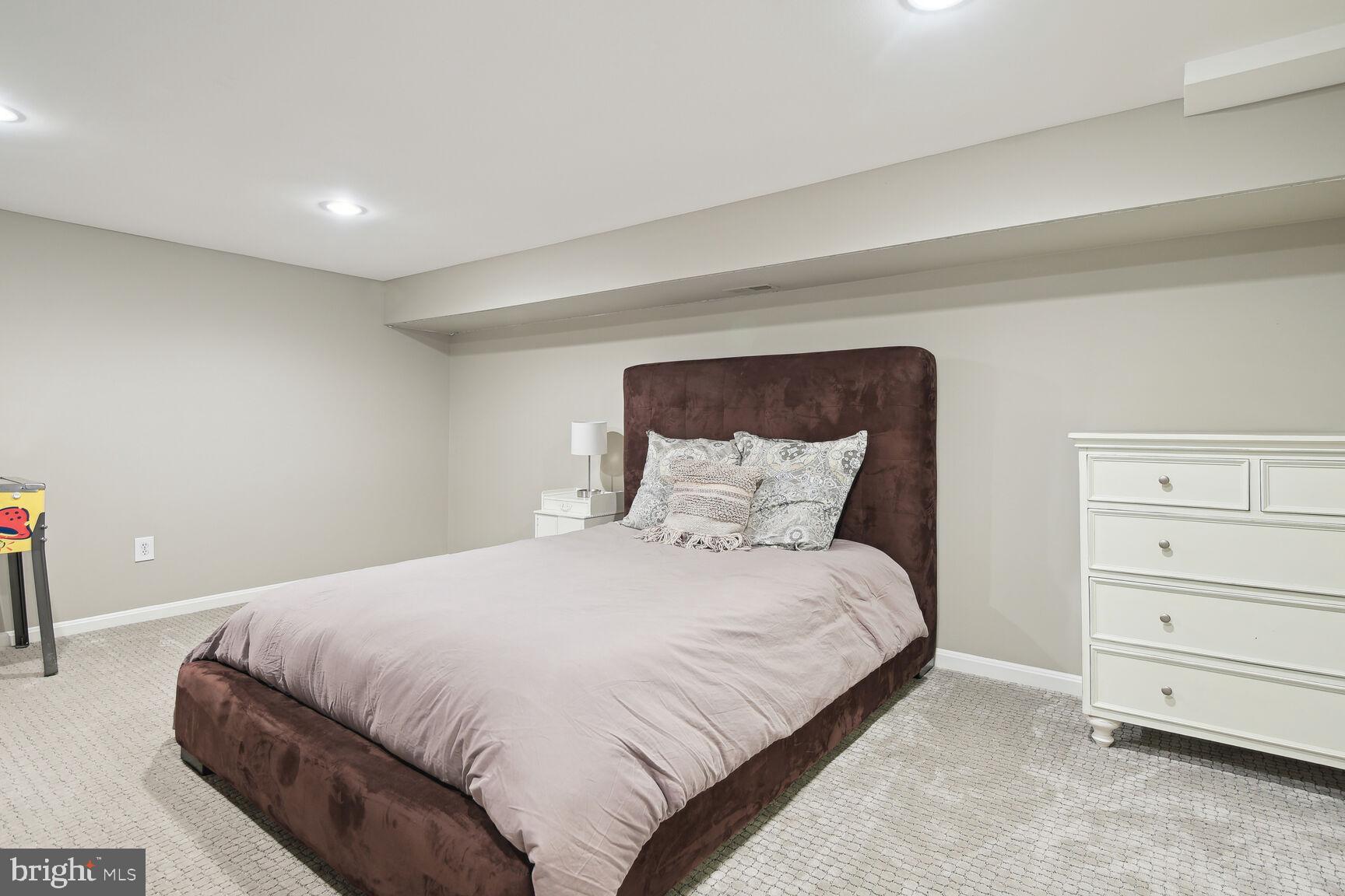 BIG PINES VILLAGE - Residential