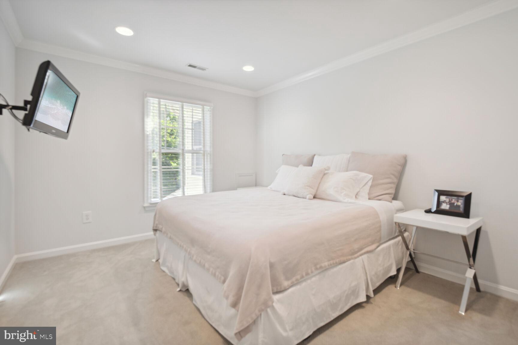 BIG PINES VILLAGE - Residential