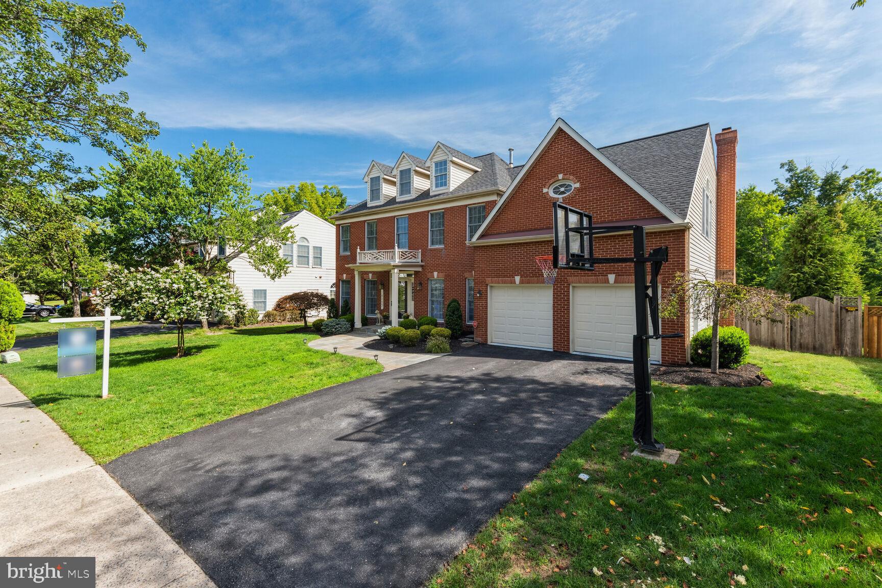 BIG PINES VILLAGE - Residential