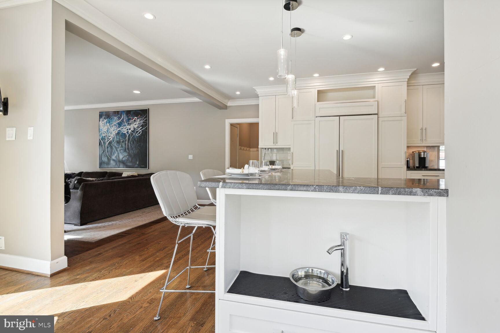 BIG PINES VILLAGE - Residential