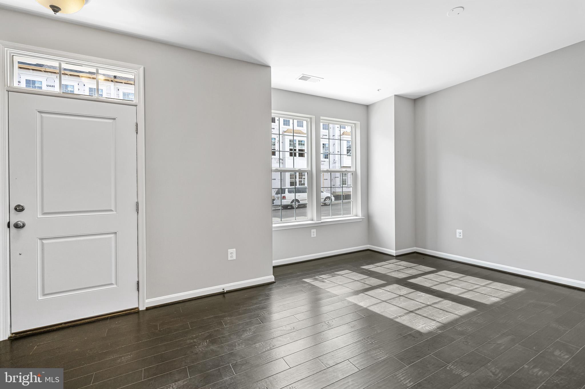 STEEPLECHASE - Residential Lease