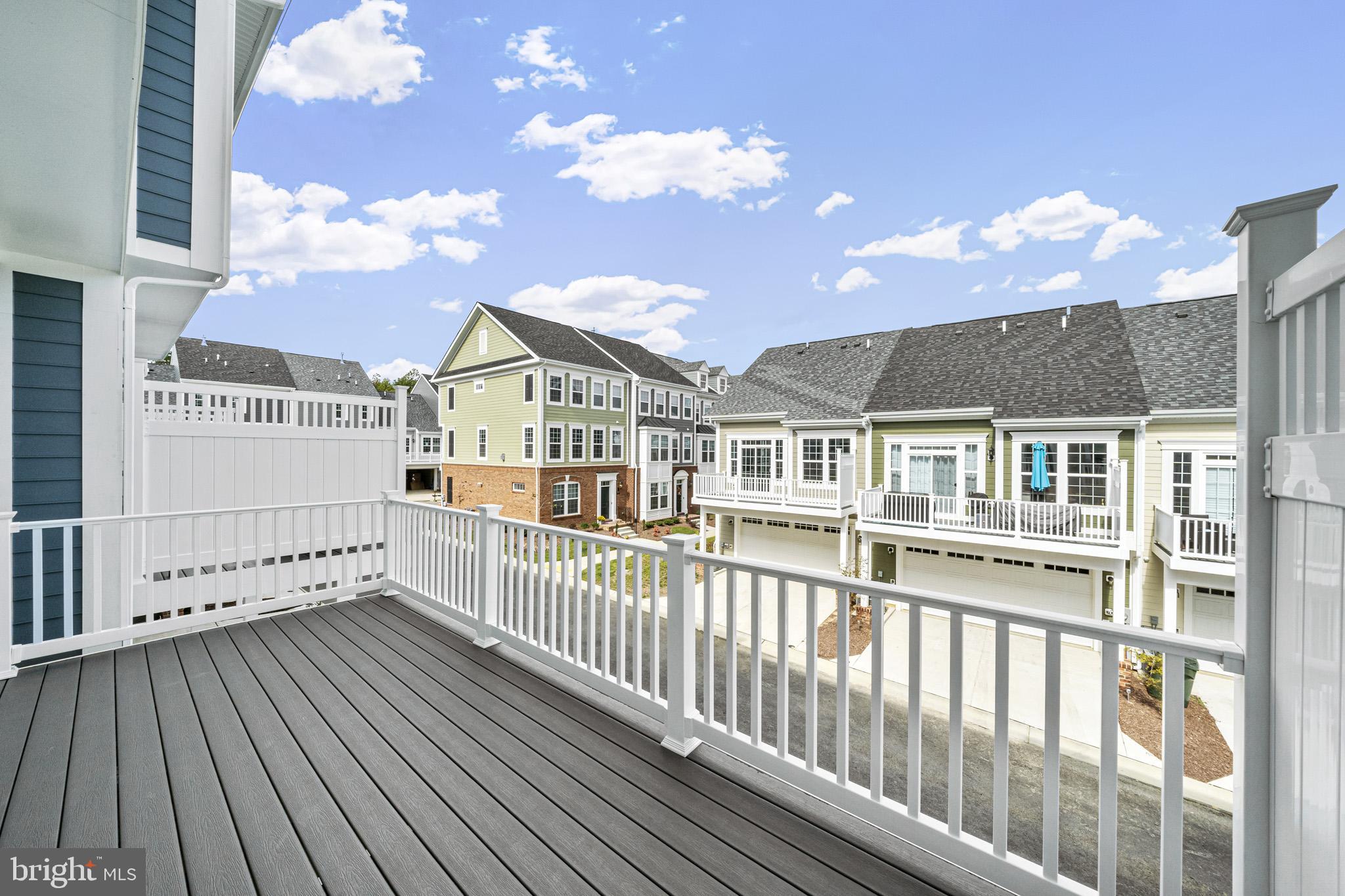 STEEPLECHASE - Residential Lease