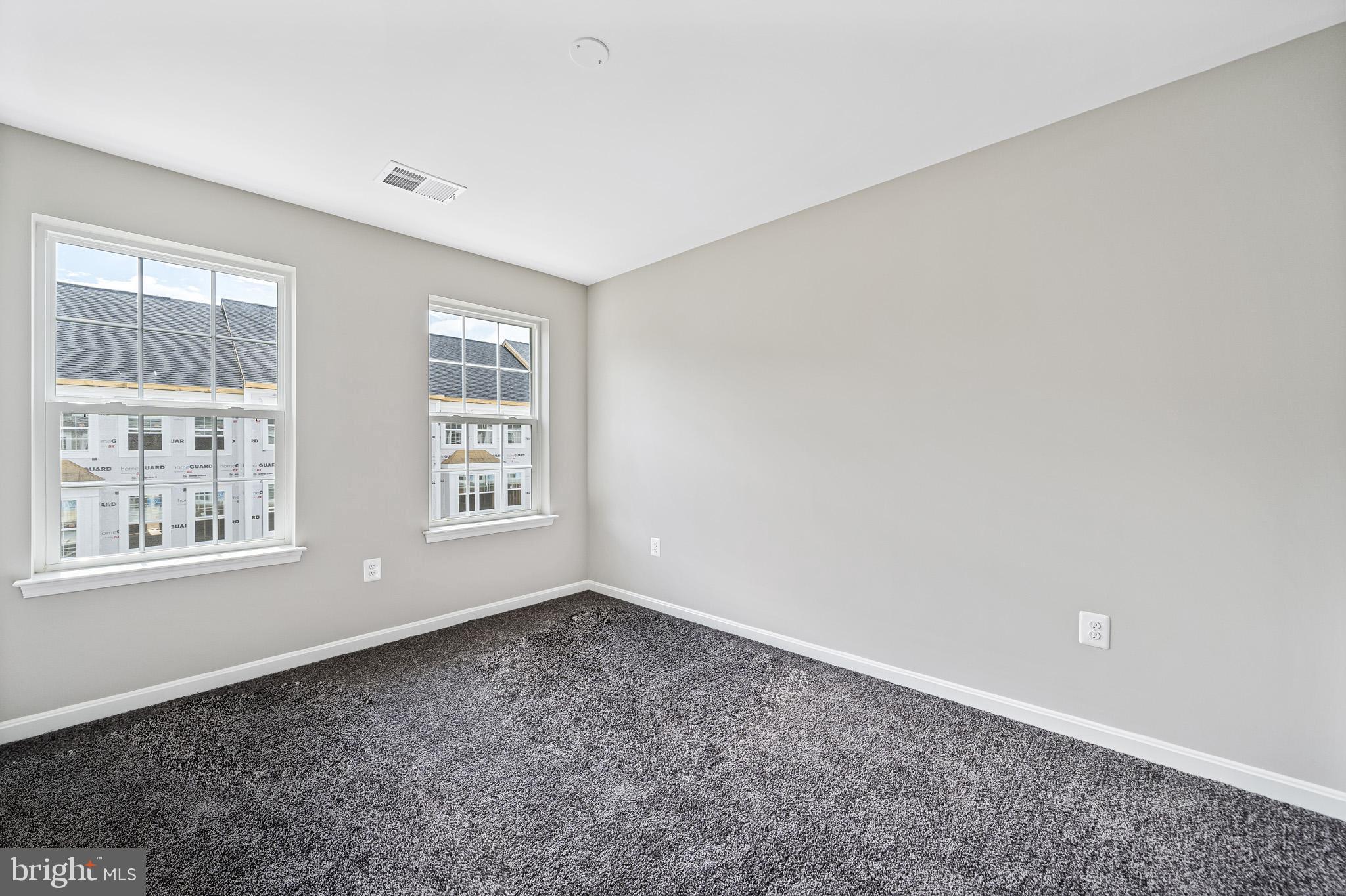 STEEPLECHASE - Residential Lease