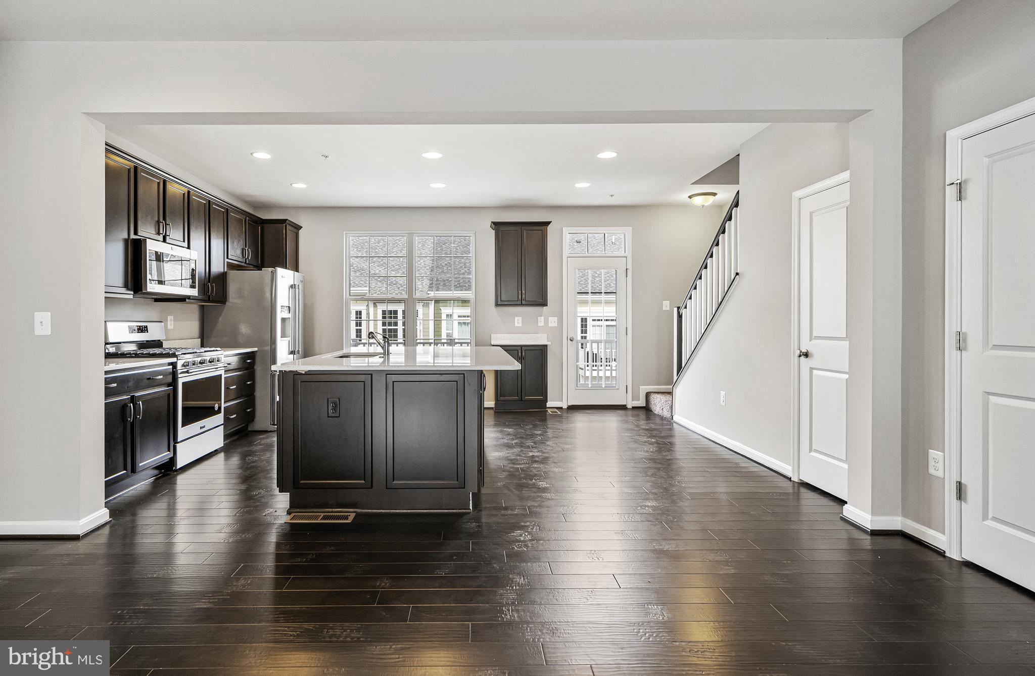 STEEPLECHASE - Residential Lease