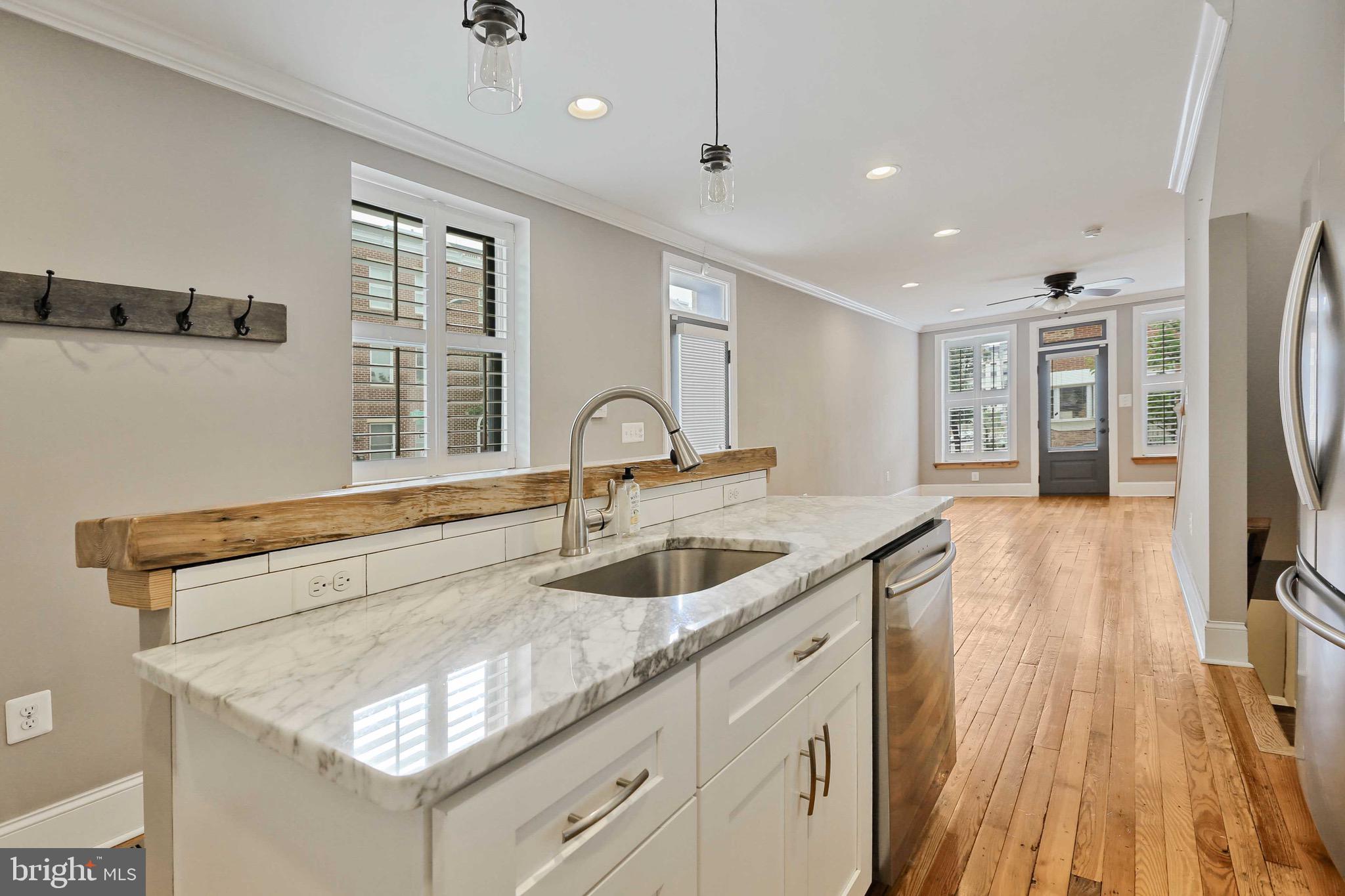 FEDERAL HILL HISTORIC DISTRICT - Residential Lease