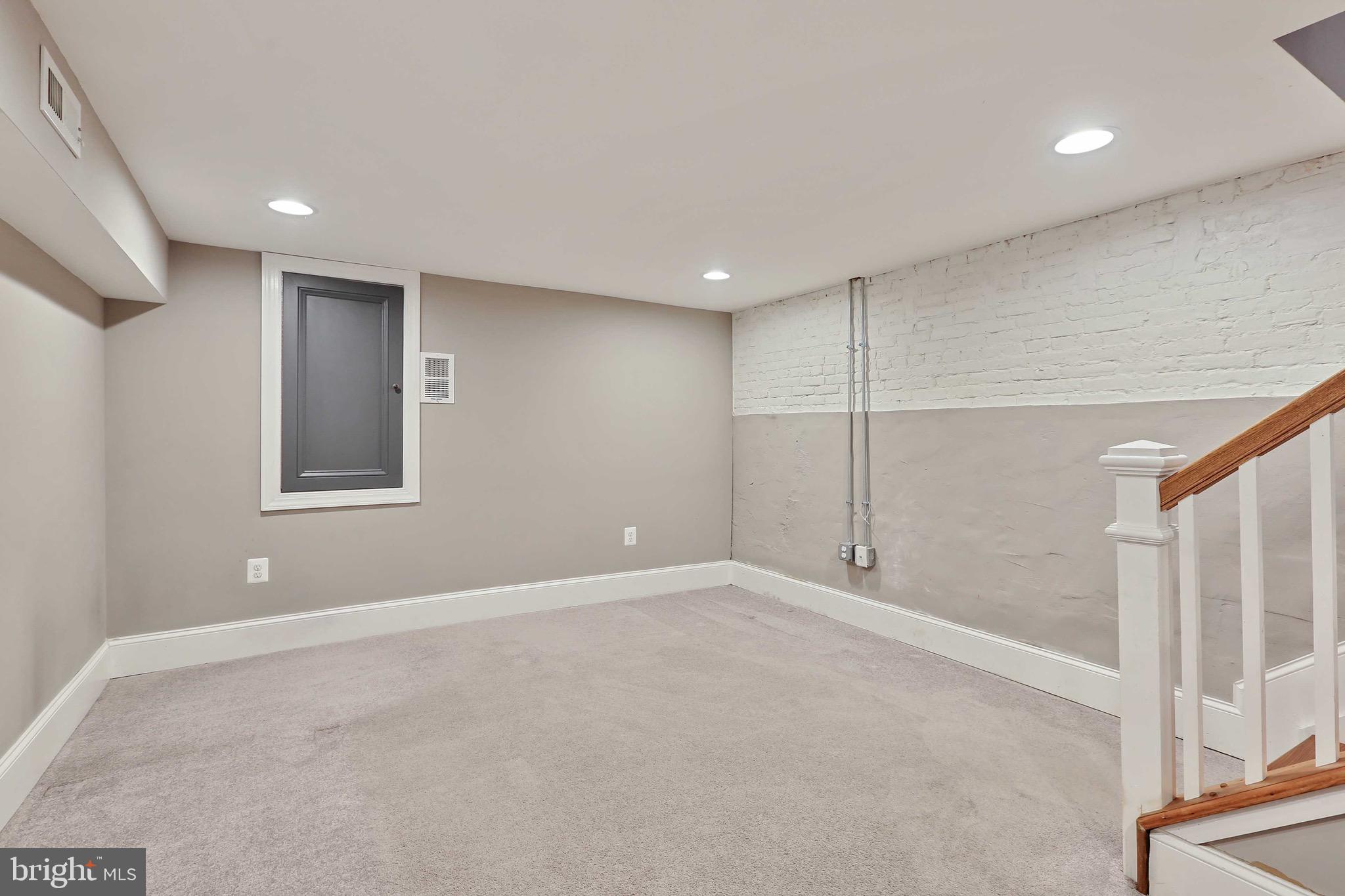 FEDERAL HILL HISTORIC DISTRICT - Residential Lease