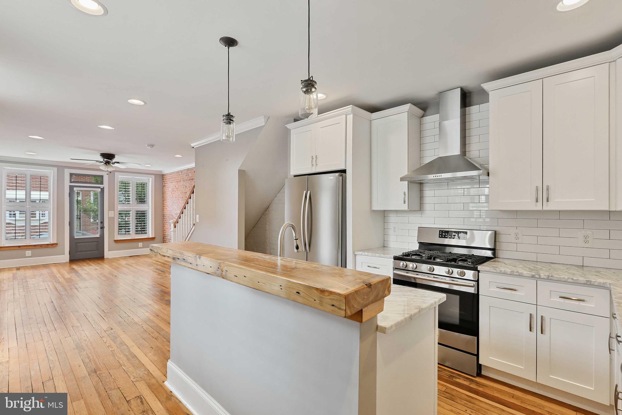 FEDERAL HILL HISTORIC DISTRICT - Residential Lease