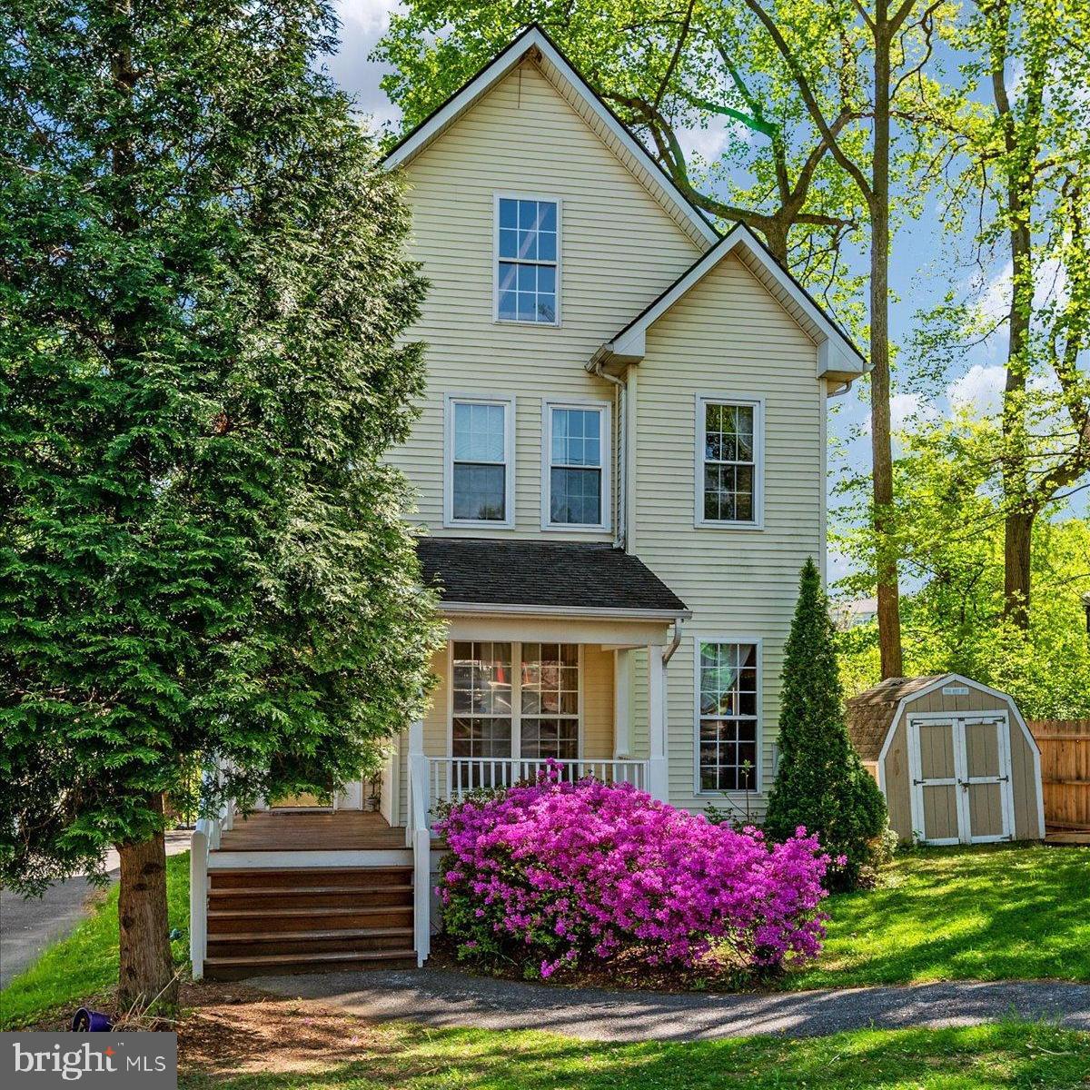 KENTLANDS VIEW - Residential Lease