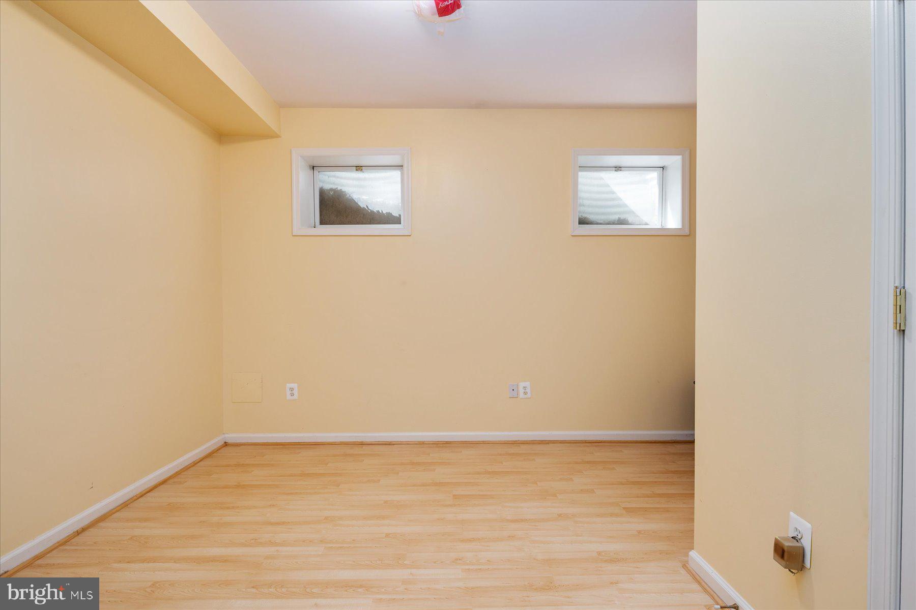 KENTLANDS VIEW - Residential Lease