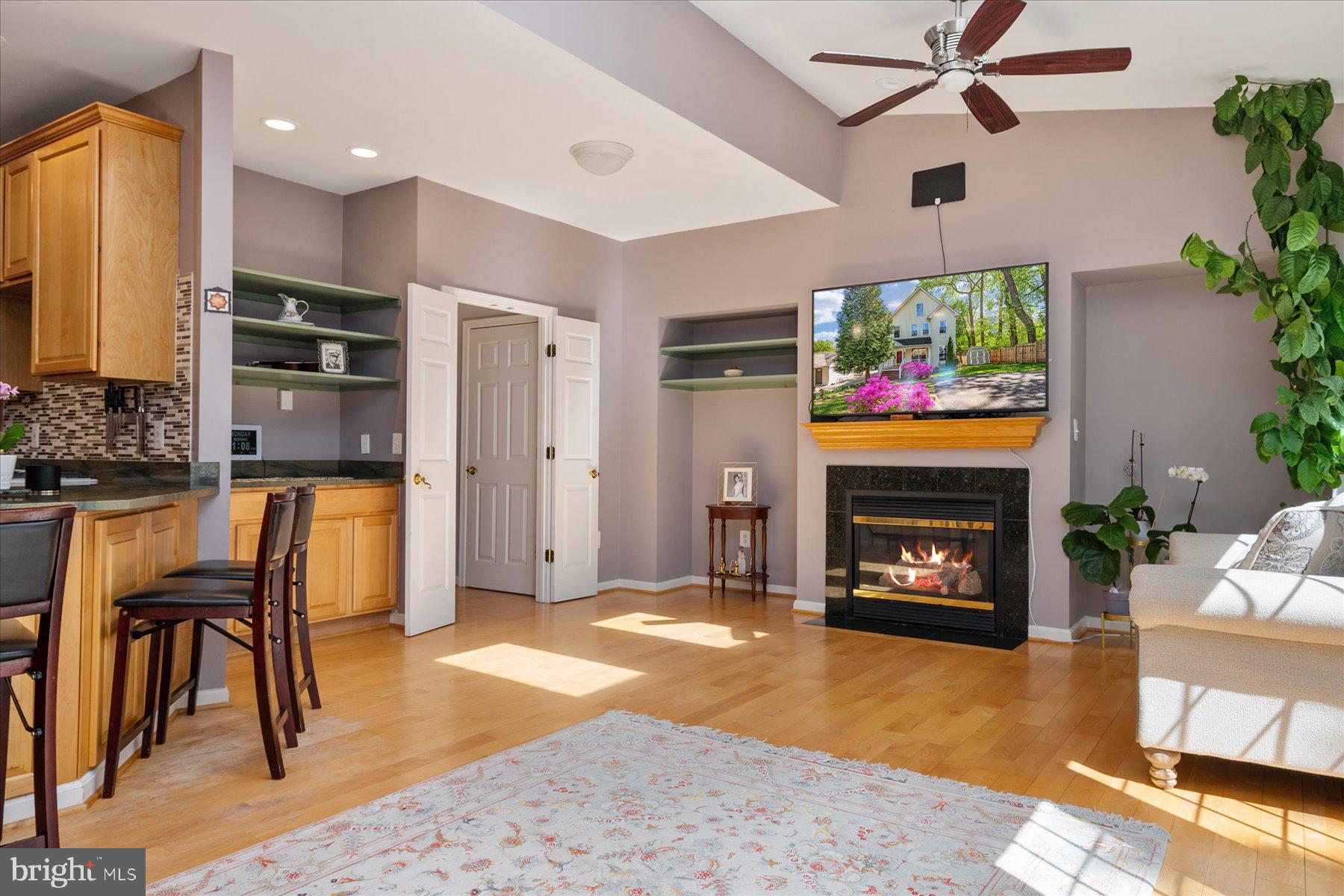 KENTLANDS VIEW - Residential Lease