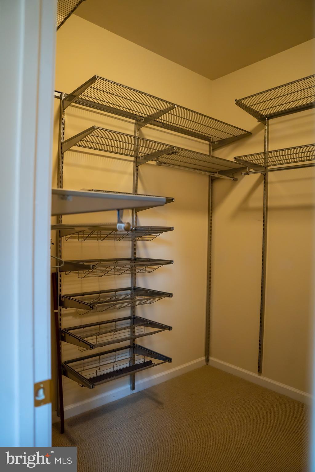 KENTLANDS VIEW - Residential Lease