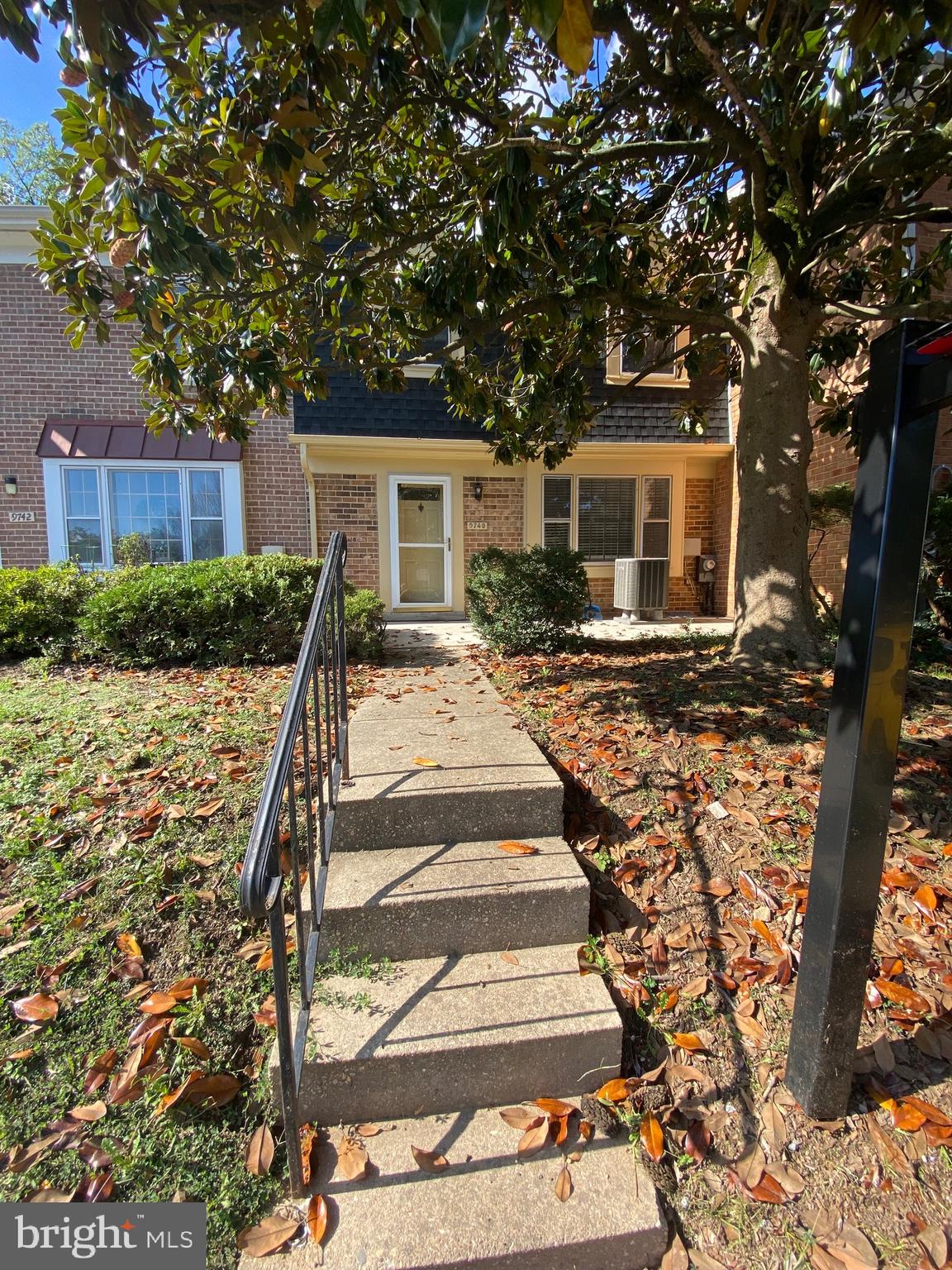 WHISKEY BOTTOM - Residential