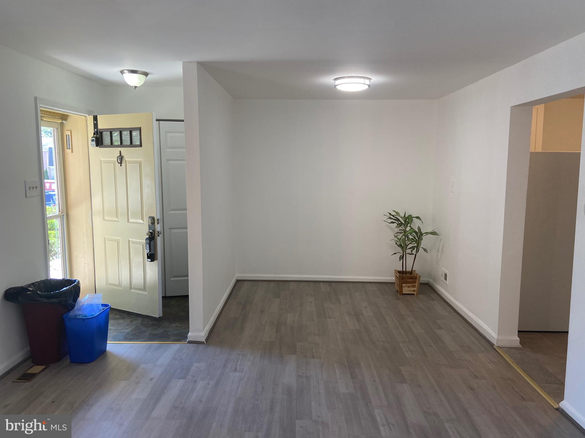 WHISKEY BOTTOM - Residential