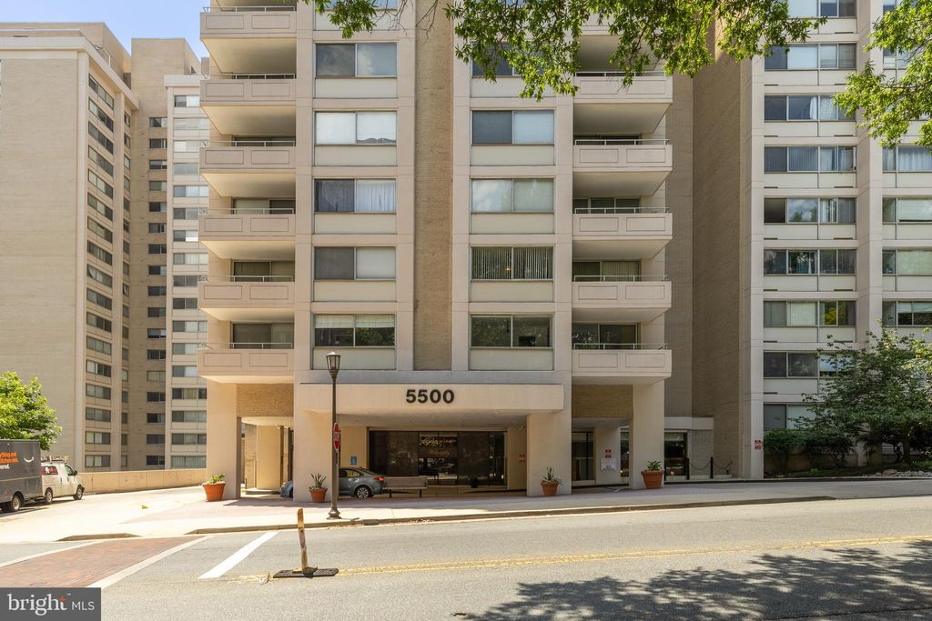 Photo of 5500 Friendship Boulevard #910N, CHEVY CHASE, MD 20815 (MLS # MDMC2209110)