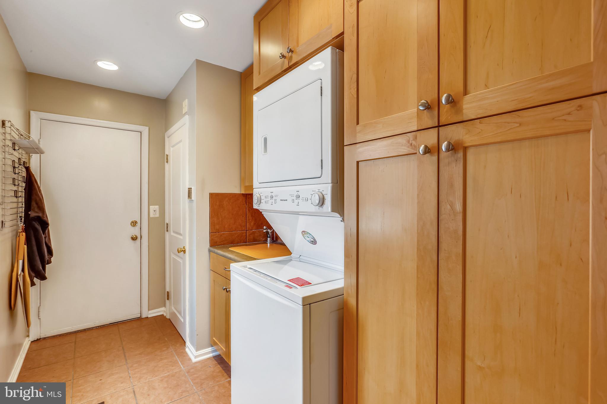 MILL CREEK SOUTH - Residential