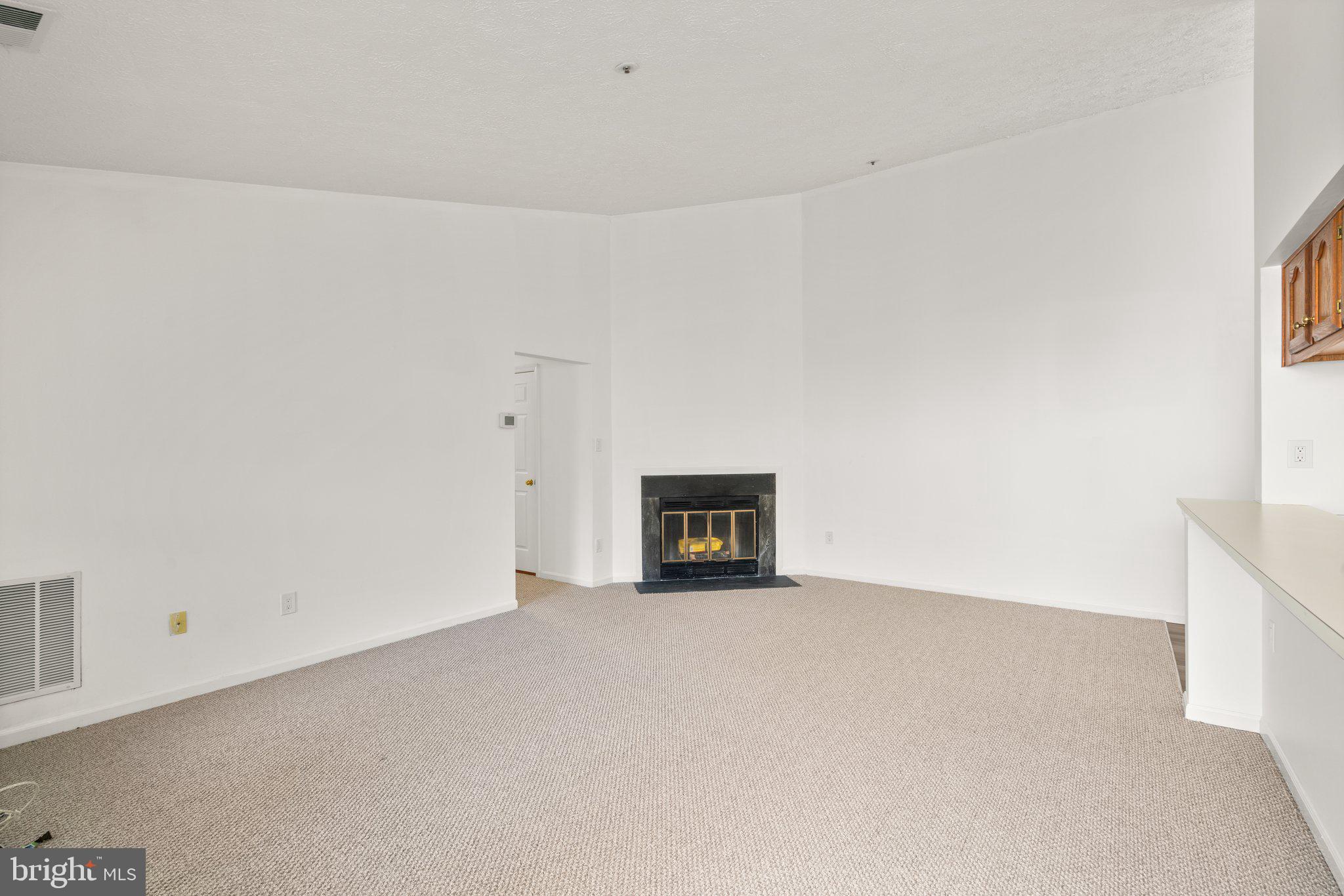 BEDFORD COMMONS - Residential